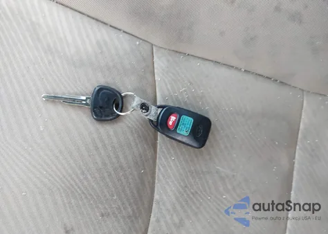 2012 Hyundai Elantra Gls z USA, uszkodzony, nr VIN 5NPDH4AE0CH140522